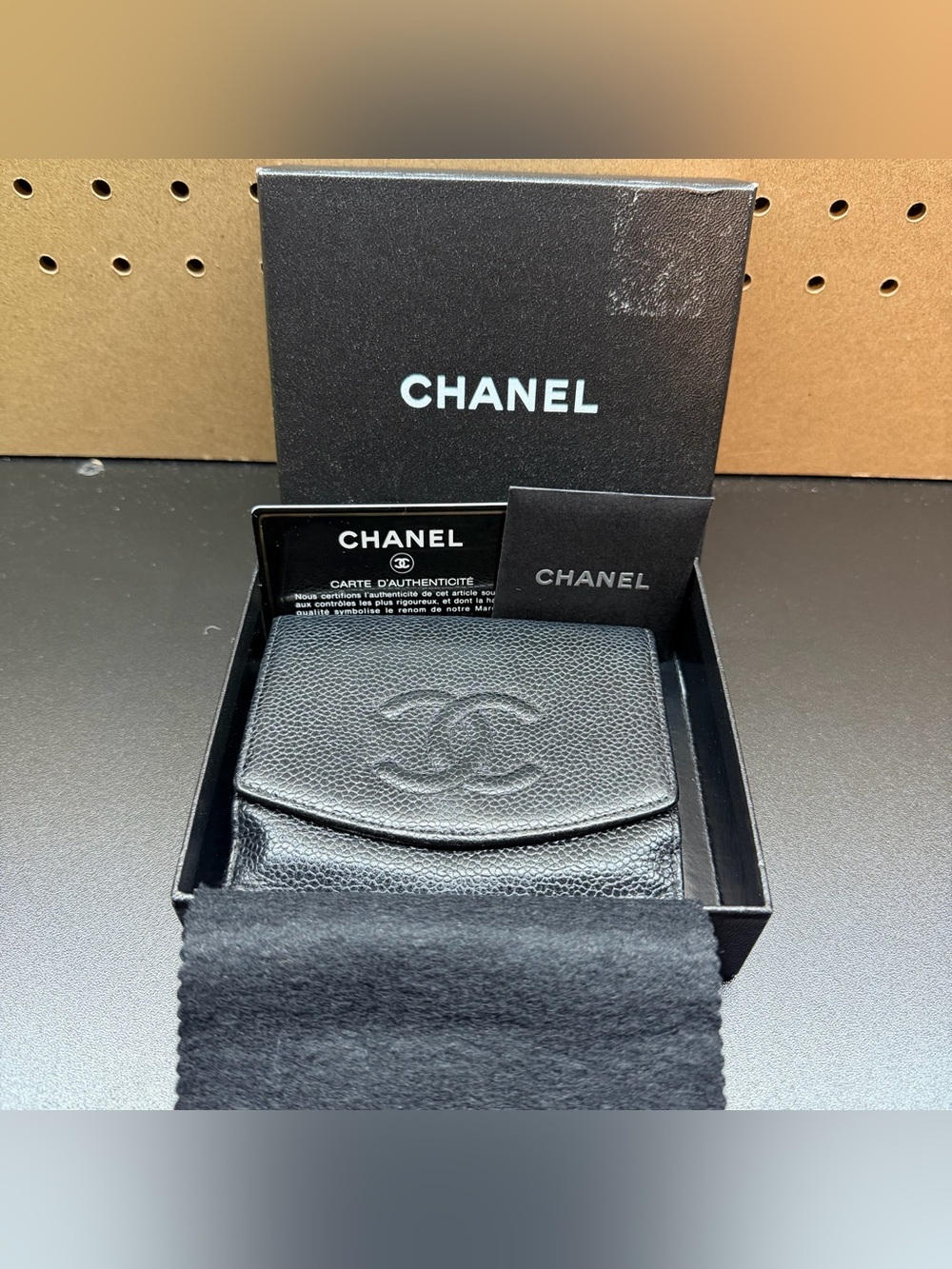 CHANEL Caviar CC Compact Bifold Wallet